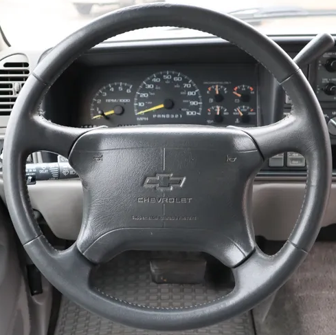 Steering Wheel Cover for Chevrolet Tahoe & Silverado C1500/C2500 (1995–1997) Cover My Wheel