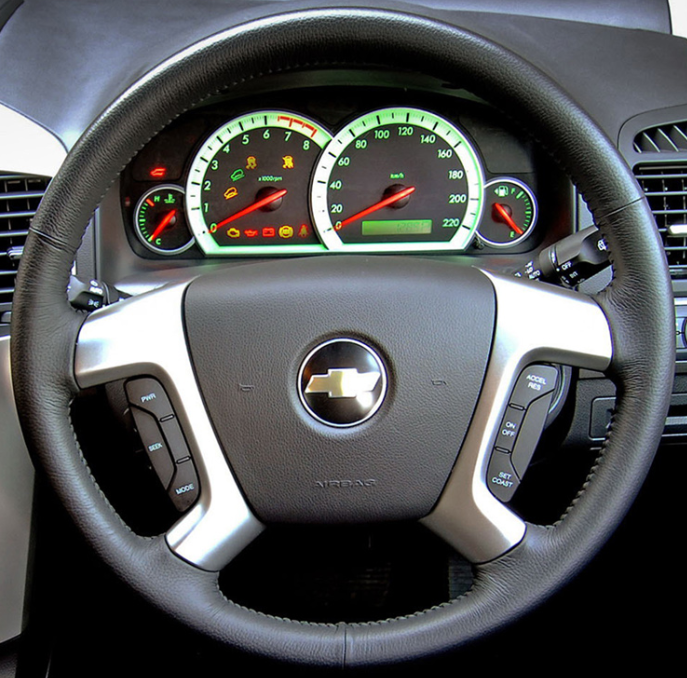 Steering Wheel Cover for Chevrolet Captiva, Silverado, Sierra, Traverse, Avalanche & Suburban (2007–2017) Cover My Wheel