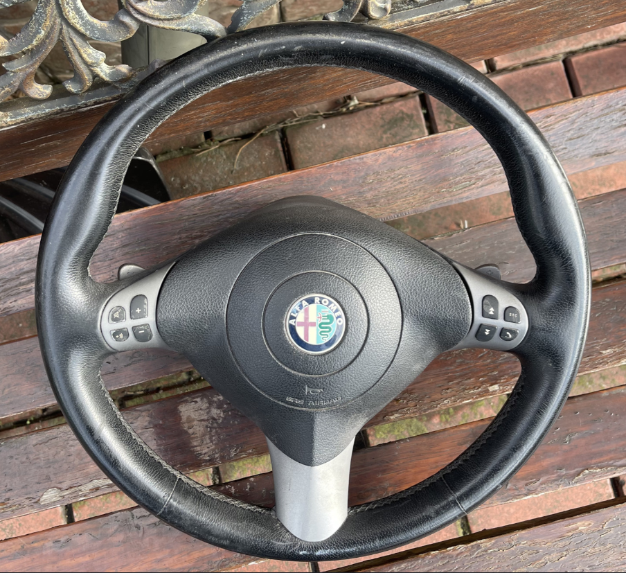 Steering Wheel Cover for Alfa Romeo GT (2004–2010) & 147 (2000–2010) Cover My Wheel