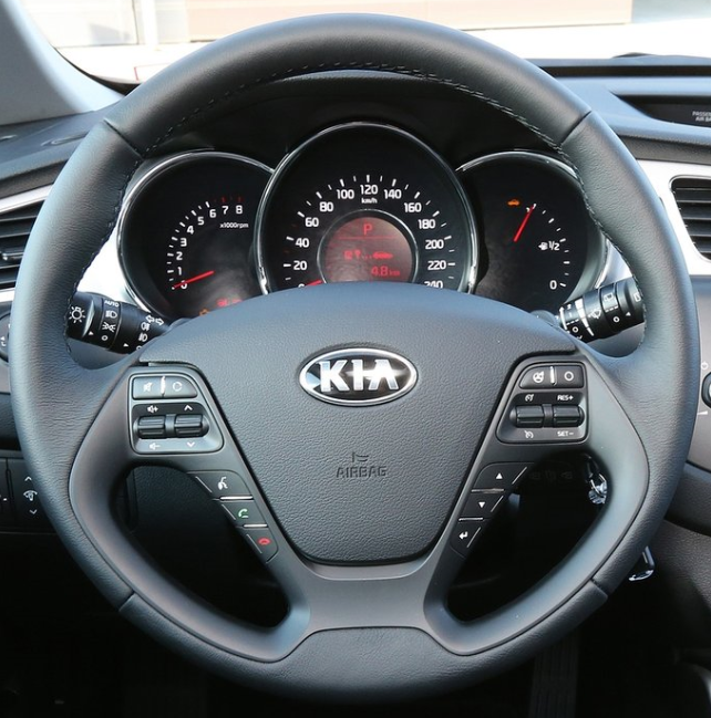 Steering Wheel Cover for Kia K3, Ceed, Cerato & Forte (2012–2018) Cover My Wheel