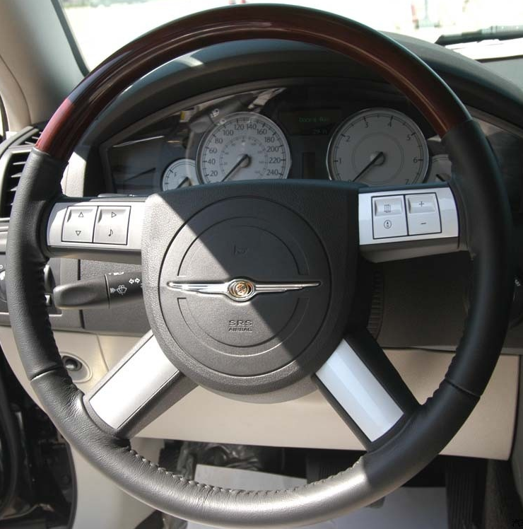 Steering Wheel Cover for Chrysler 300 2005–2010 Cover My Wheel