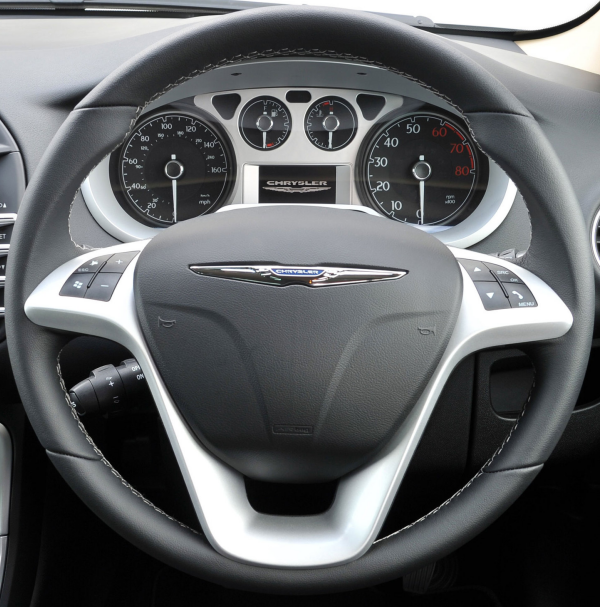 Steering Wheel Cover for Chrysler Delta 2011–2014 Cover My Wheel