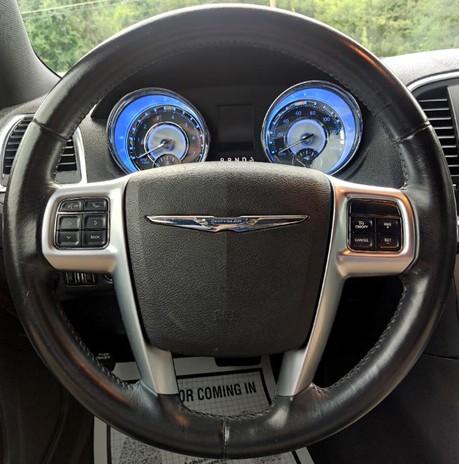 Steering Wheel Cover for Chrysler 200 300  Town & Country 2011–2016 Grand Voyager 2011–2014 Cover My Wheel