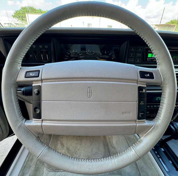Steering Wheel Cover for Lincoln Town Car & Mark VII (1990–1994) Cover My Wheel
