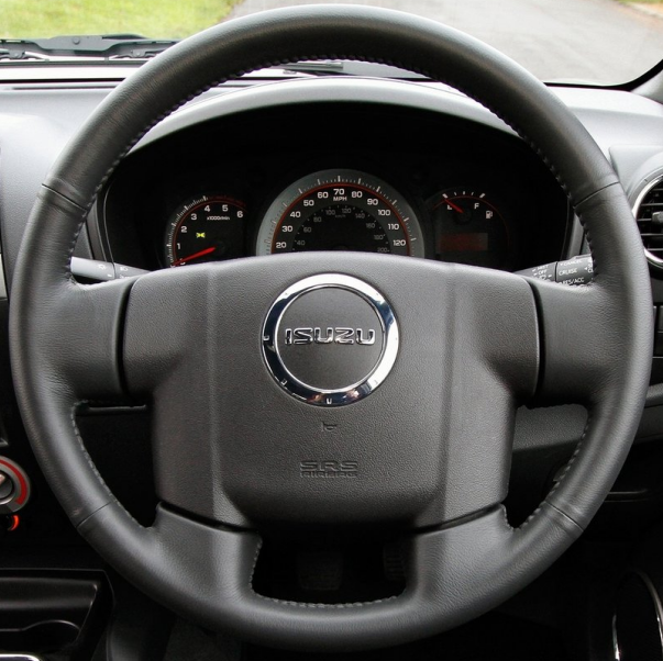 Steering Wheel Cover for ISUZU D-MAX 2007-2011 Cover My Wheel