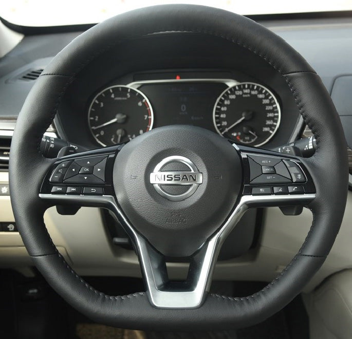 Steering Wheel Cover for Nissan Qashqai X-Trail Leaf Juke Micra Serena Altima 2017–2024 Cover My Wheel